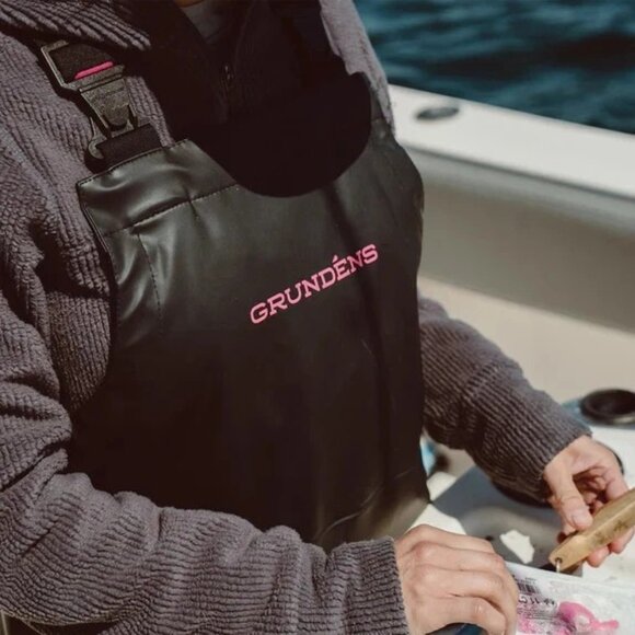 Women's Grunden Black Neptune Bib with Pink shoulder strap trim, Small - Picture 4 of 16